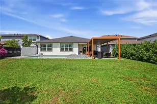 1322 Timber Reap Trl, Loxahatchee, FL 33470 - Photo 2