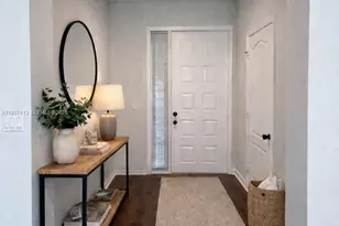 336 River Bluff Ln, Royal Palm Beach, FL 33411 - Photo 4