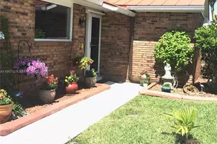 1920 Eucalyptus Ave, Hutchinson Island, FL 34949 - Photo 2