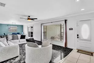 1900 NW 95th Ave, Pembroke Pines, FL 33024 - Photo 12