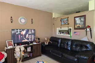820 SW 11th Ave, Hallandale Beach, FL 33009 - Photo 2