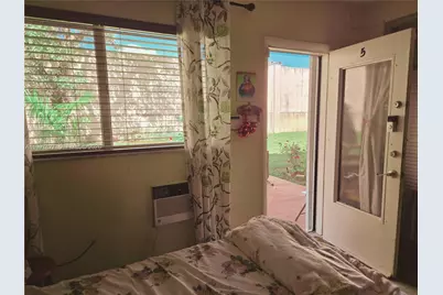 820 SW 11th Ave #5B, Hallandale Beach, FL 33009 - Photo 6