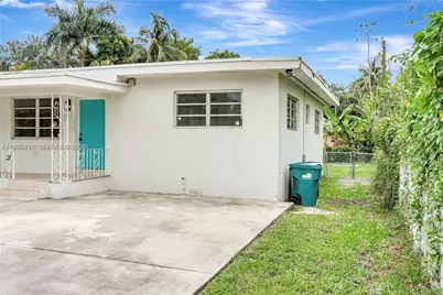 1340 NW 102nd St #1340, Miami, FL 33147 - Photo 4