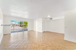 8460 SW 154th Cir Ct, Miami, FL 33193 - Photo 2
