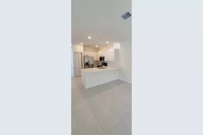 1010 SE 26th Ter #0, Homestead, FL 33035 - Photo 2