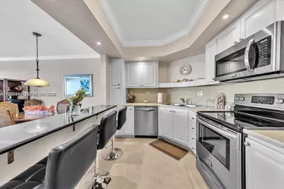 3111 N Ocean Dr #904, Hollywood, FL 33019 - Photo 2