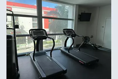 350 NE 24th St #601, Miami, FL 33137 - Photo 32