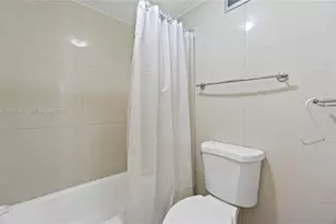 100 Lincoln Rd, Miami Beach, FL 33139 - Photo 12