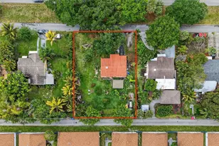 1601 N 16th Ct, Hollywood, FL 33020 - Photo 1