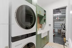 770 Leigh Palm Ave, Plantation, FL 33324 - Photo 68