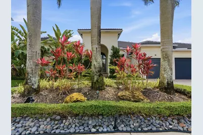 770 Leigh Palm Ave, Plantation, FL 33324 - Photo 2