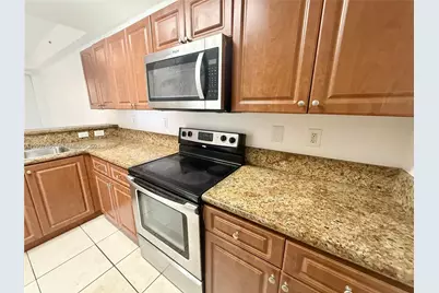 962 SW 143rd Ave #2207, Pembroke Pines, FL 33027 - Photo 12