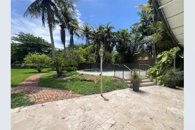 7405 SW 79th Ct, Miami, FL 33143 - Photo 26