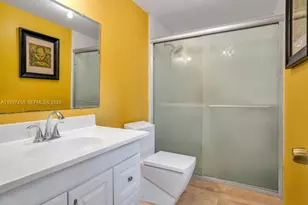 7405 SW 79th Ct, Miami, FL 33143 - Photo 12