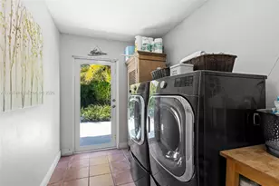 9451 SW 61st St, Miami, FL 33173 - Photo 36