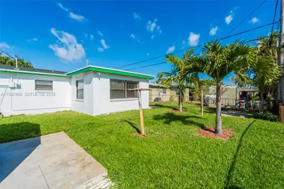 1820 NW 35th Ter, Lauderhill, FL 33311 - Photo 18