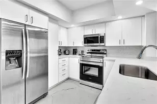 17375 Collins Ave, Sunny Isles Beach, FL 33160 - Photo 42