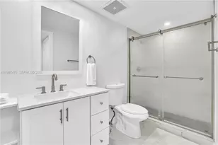 17375 Collins Ave, Sunny Isles Beach, FL 33160 - Photo 14