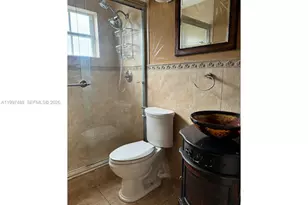6936 W 25th Ave, Hialeah, FL 33016 - Photo 10