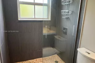 19701 E Country Club Dr, Aventura, FL 33180 - Photo 12