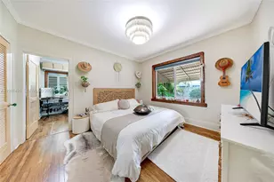 521 NE 74th St, Miami, FL 33138 - Photo 6