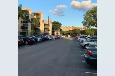 8215 Lake Dr #108, Doral, FL 33166 - Photo 34