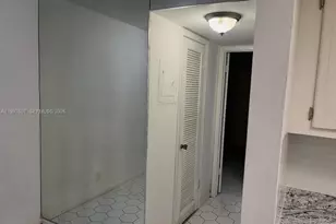 89 Berkshire D, West Palm Beach, FL 33417 - Photo 6