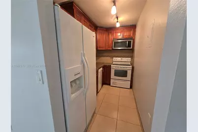 4845 NW 7th St #309-5, Miami, FL 33126 - Photo 1