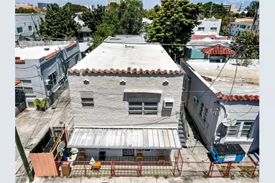 1011 SW 5th St #1, Miami, FL 33130 - Photo 2