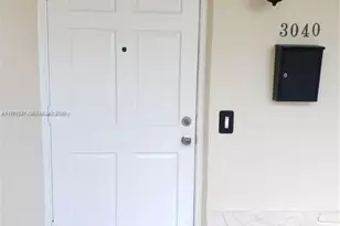 3040 SW 77th Ct, Miami, FL 33155 - Photo 4