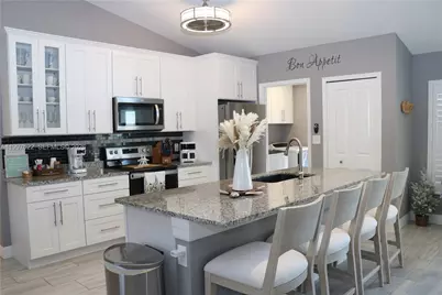 4407 SW 16th Pl, Cape Coral, FL 33194 - Photo 4