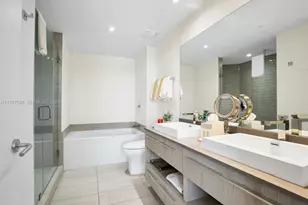 4010 S Ocean Dr, Hollywood, FL 33019 - Photo 32