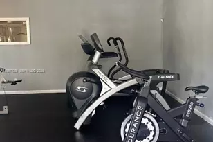 1851 NW 96th Terrace, Pembroke Pines, FL 33024 - Photo 16