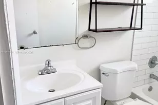 655 Meridian Ave, Miami Beach, FL 33139 - Photo 18