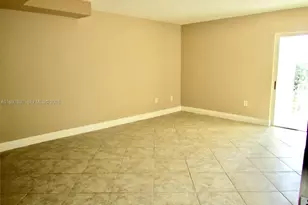 9375 Fontainebleau Blvd, Miami, FL 33172 - Photo 16