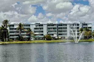 9375 Fontainebleau Blvd, Miami, FL 33172 - Photo 2