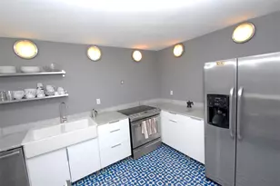 1800 Collins Ave, Miami Beach, FL 33139 - Photo 4