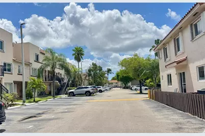 511 NW 82nd Ave #407, Miami, FL 33126 - Photo 12