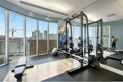 185 SW 7th St #2303, Miami, FL 33130 - Photo 38