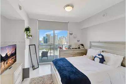 185 SW 7th St #2303, Miami, FL 33130 - Photo 16