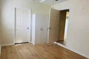 8791 NW 12th St, Pembroke Pines, FL 33024 - Photo 10