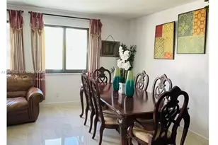 721 SW 69th Ave, Pembroke Pines, FL 33023 - Photo 6