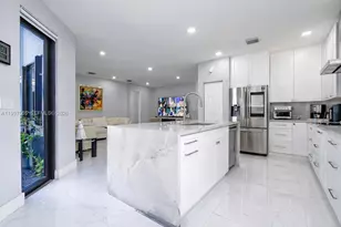 3521 W 92nd Pl, Hialeah, FL 33018 - Photo 4