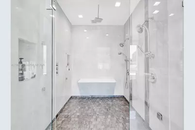 621 E Tropical Way, Plantation, FL 33317 - Photo 24