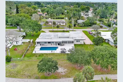 621 E Tropical Way, Plantation, FL 33317 - Photo 44