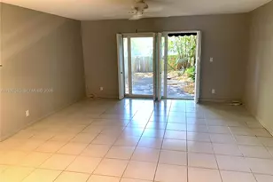 690 SE 23rd Ave, Pompano Beach, FL 33062 - Photo 6