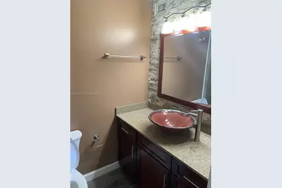 690 SE 23rd Ave #4, Pompano Beach, FL 33062 - Photo 16