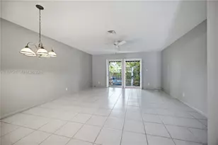690 SE 23rd Ave, Pompano Beach, FL 33062 - Photo 8
