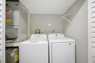 690 SE 23rd Ave, Pompano Beach, FL 33062 - Photo 22