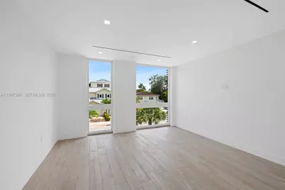 1615 NE 3rd Ct, Fort Lauderdale, FL 33301 - Photo 32